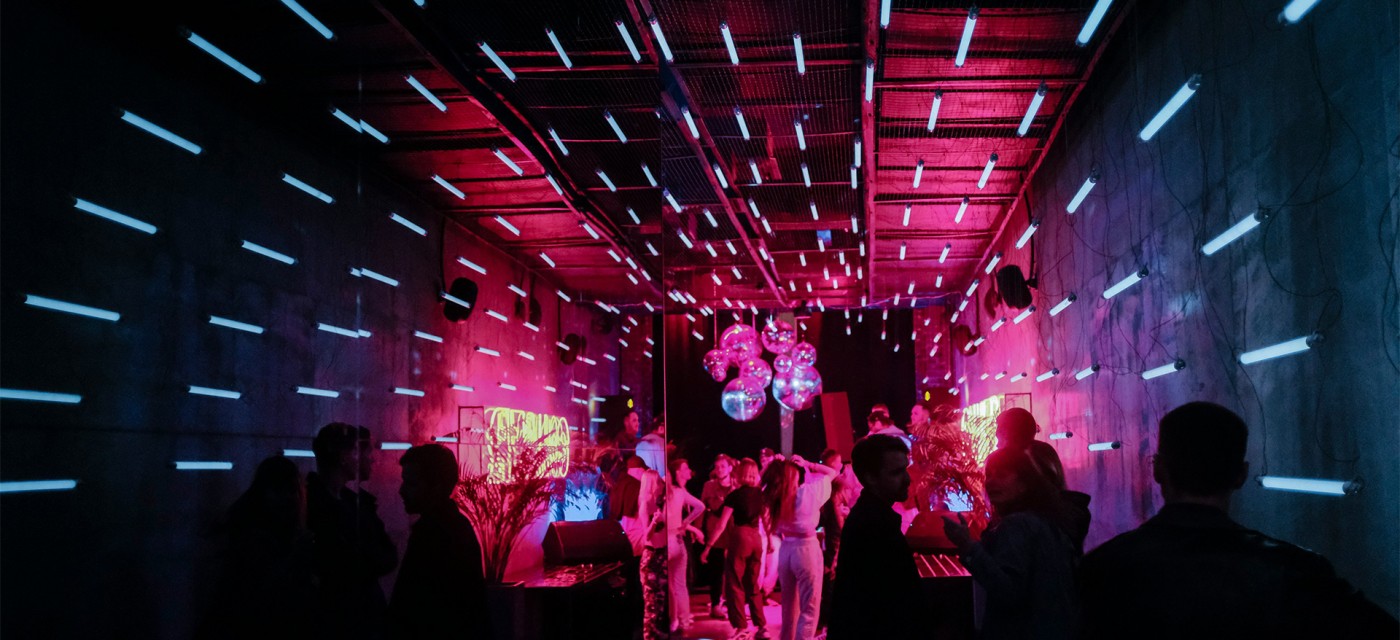 customize banner image